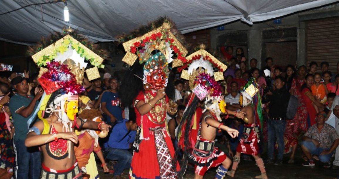 कोरोना त्रासले राति नाचेरै नीलबाराही नाच सम्पन्न 